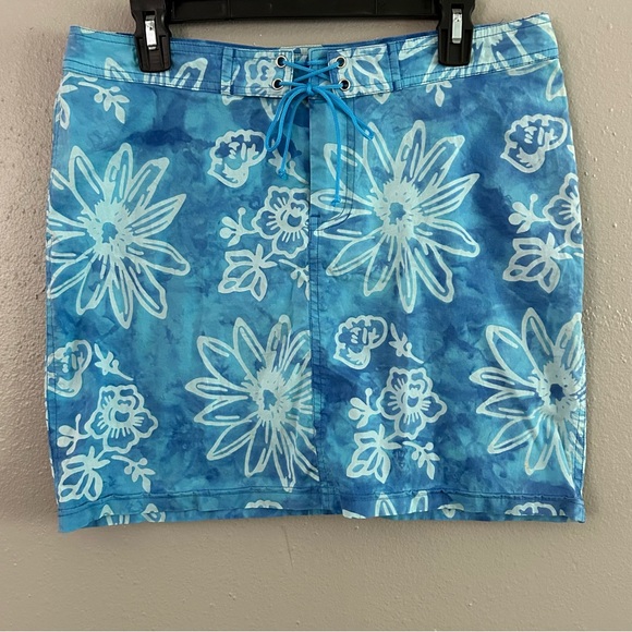 Ojai Blue Tie Dye Floral Mini Skirt Size 10 Vintage 90s Y2K Surf Beach Tropical - Picture 1 of 4